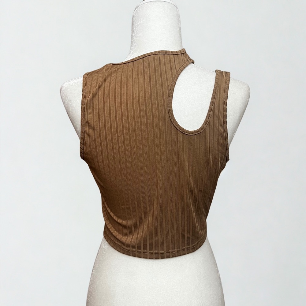Chic Asymmetrical Ribbed Tank Top - Picture 3 of 4